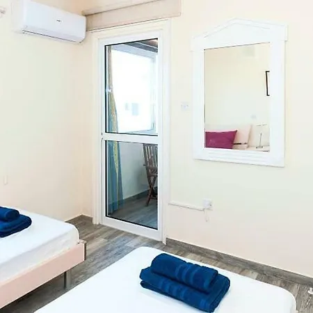 Beautiful Maisonette At Very Quiet Area Between And Konnos! * פרוטאראס